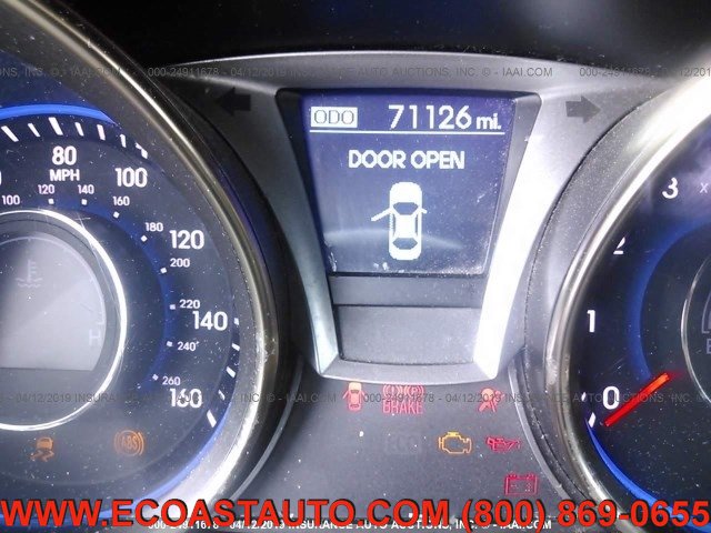 Used 2013 Hyundai Genesis 2.0T RWD image 7