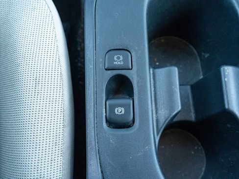 Used 2025 Toyota Corolla LE image 30