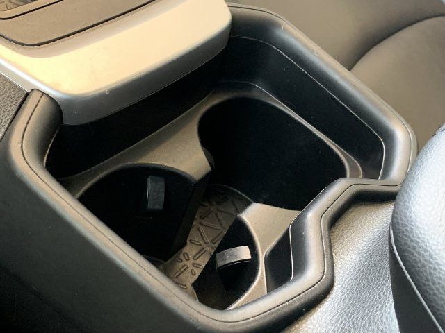 Used 2019 Toyota RAV4 XLE Premium FWD image 12