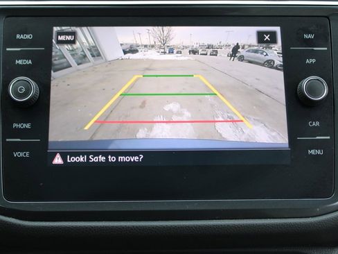 Certified 2020 Volkswagen Tiguan SEL image 17