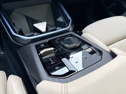 Certified 2025 BMW X3 xDrive30i w/ Premium Package image 10