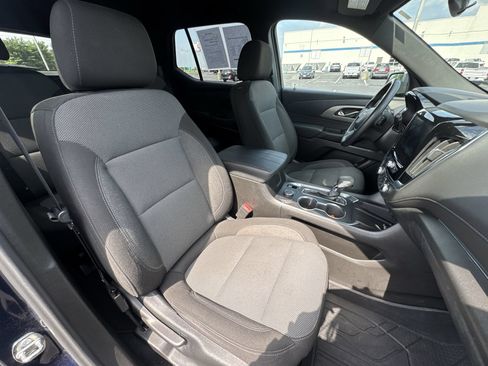 Used 2023 Chevrolet Traverse LT FWD image 26