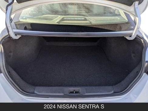 Used 2024 Nissan Sentra S FWD image 20