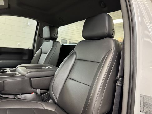 Used 2020 Chevrolet Silverado 2500 W/T w/ WT Fleet Convenience Package image 15