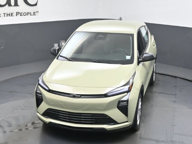 New 2027 Chevrolet Bolt LT w/ Comfort Package FWD image 25