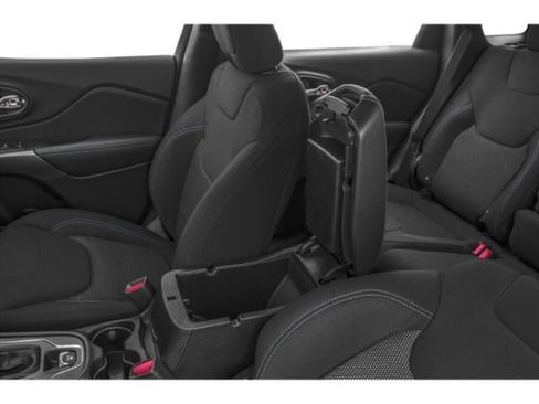 Used 2020 Jeep Cherokee Trailhawk w/ Cold Weather Group image 14