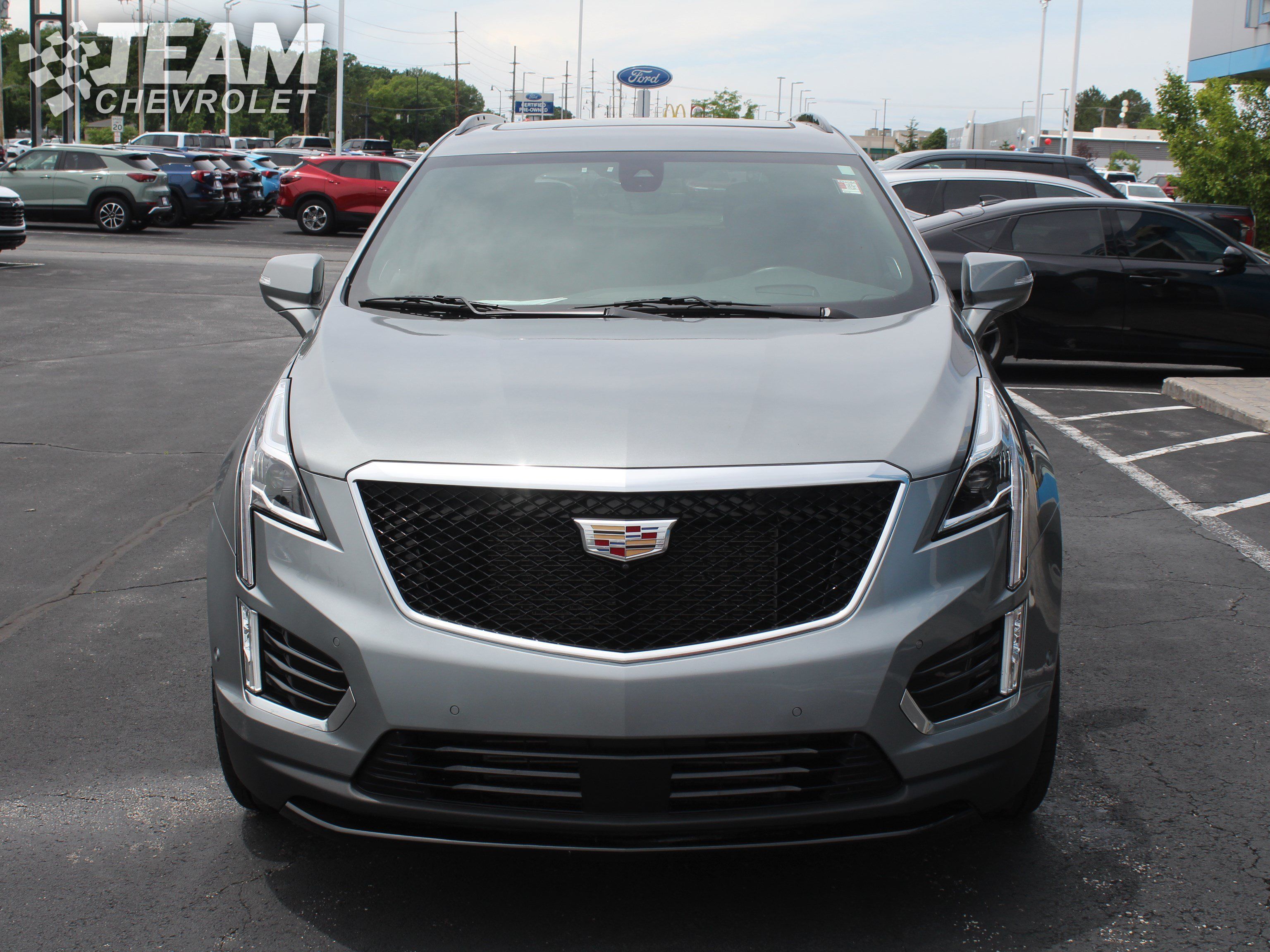 Used 2024 Cadillac XT5 Sportv w/ Technology Package AWD/4WD image 9
