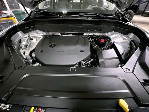 Certified 2023 Volvo XC90 B6 Ultimate image 11