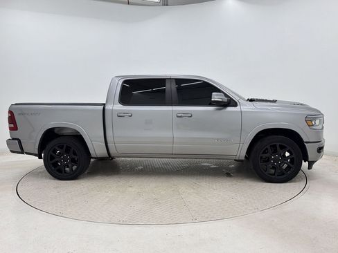 Used 2022 RAM 1500 Laramie AWD/4WD image 8