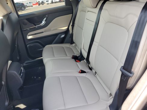 New 2026 Lincoln Corsair Premiere AWD/4WD image 28