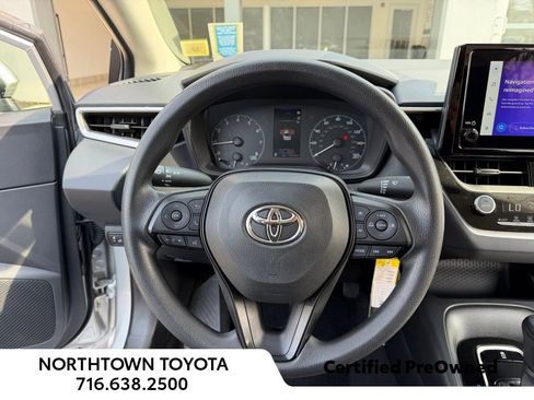Used 2023 Toyota Corolla LE FWD image 7