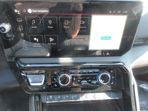 New 2026 GMC Sierra 3500 AT4 w/ AT4 Premium Plus Package AWD/4WD image 19