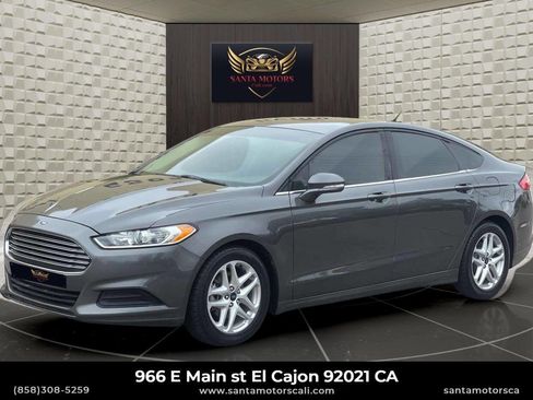 Used 2015 Ford Fusion SE image 1
