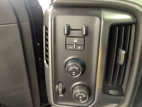 Used 2017 Chevrolet Silverado 1500 LTZ Z71 w/ LTZ Plus Package image 14