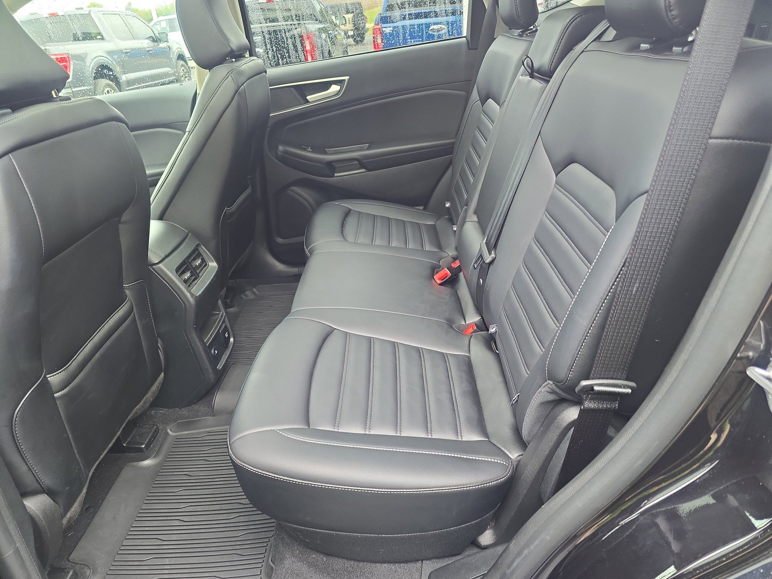Used 2024 Ford Edge SEL w/ Convenience Package AWD/4WD image 18