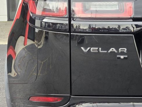 Used 2021 Land Rover Range Rover Velar R-Dynamic S image 10