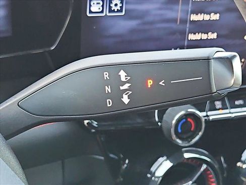 Certified 2024 Chevrolet Blazer EV RS RWD image 18