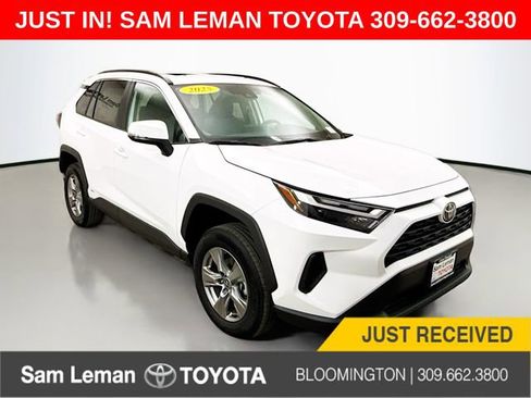 Used 2025 Toyota RAV4 XLE w/ Convenience Package image 1