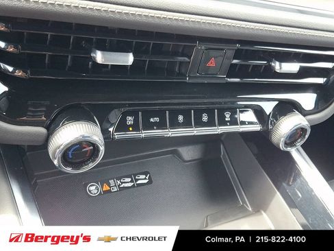 Certified 2026 Chevrolet Suburban Premier AWD/4WD image 20