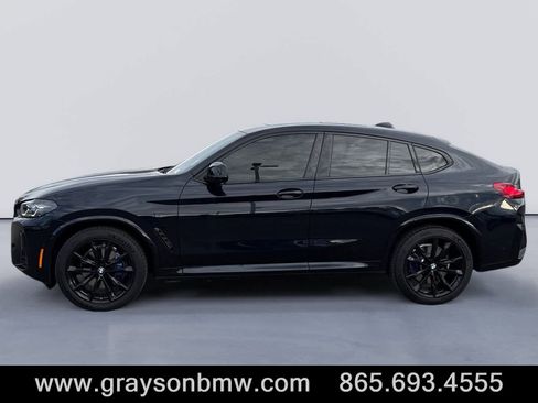 Used 2025 BMW X4 M40i w/ Premium Package image 6