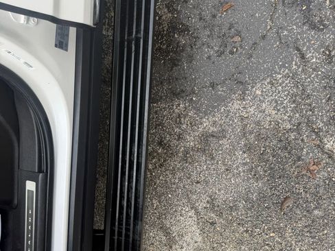 Used 2021 Cadillac Escalade ESV Sport w/ Driver Assist Tech Package image 19