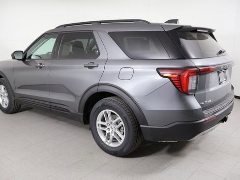 New 2026 Ford Explorer Active w/ Active Comfort Package image 7