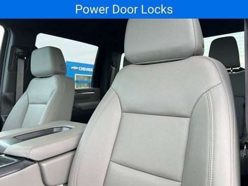 Certified 2025 Chevrolet Silverado 3500 LTZ AWD/4WD image 16