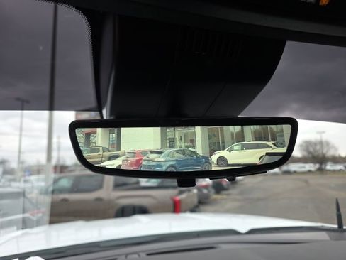 Used 2025 GMC Sierra 2500 AT4 w/ Technology Package image 28