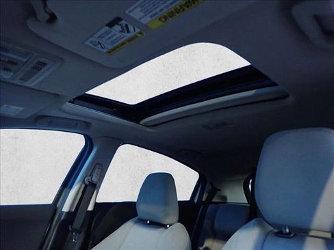 Used 2021 Honda HR-V EX image 12