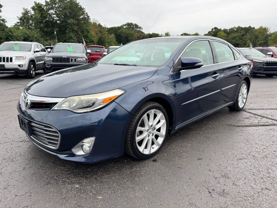 Used 2015 Toyota Avalon Limited FWD image 1