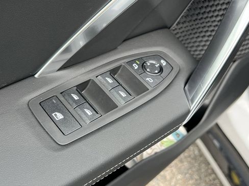 Certified 2025 BMW X1 xDrive28i w/ Technology Package image 12