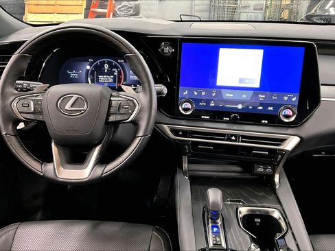 Used 2026 Lexus RX 350 Premium w/ Accessory Package (2T) FWD image 16