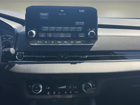 Used 2024 Mitsubishi Outlander SE image 10