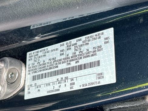 Used 2022 Ford Escape SEL w/ SEL Stealth AWD Package image 33