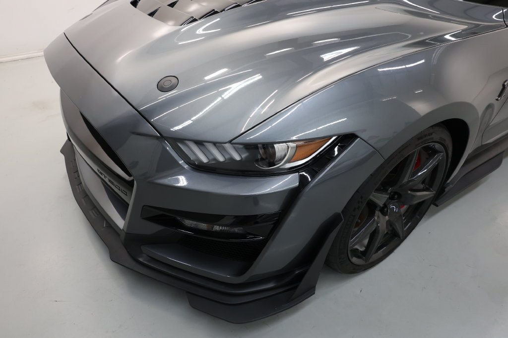 Used 2022 Ford Mustang Shelby GT500 w/ Carbon Fiber Track Pack RWD image 56