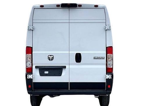 Used 2026 RAM ProMaster 2500 w/ Convenience Group FWD image 4