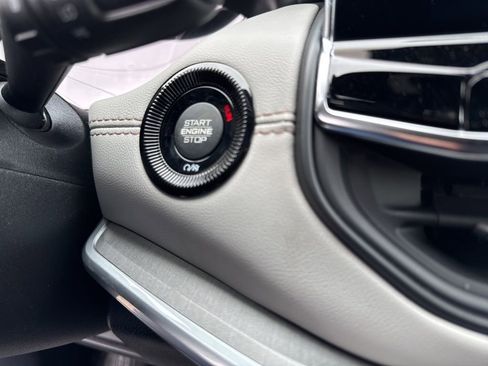 New 2026 Jeep Compass Limited image 15