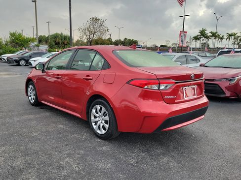 Used 2020 Toyota Corolla LE image 9