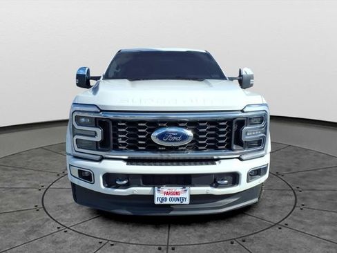 Used 2024 Ford F450 Limited w/ FX4 Off-Road Package AWD/4WD image 2