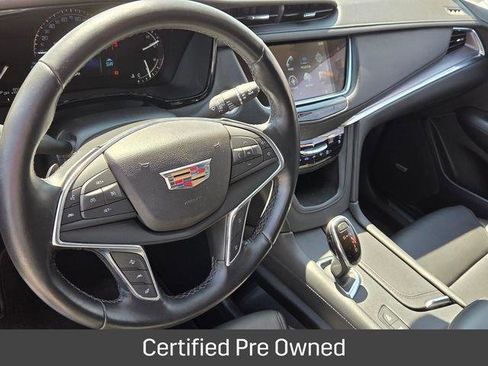 Certified 2019 Cadillac XT5 Premium Luxury FWD image 15