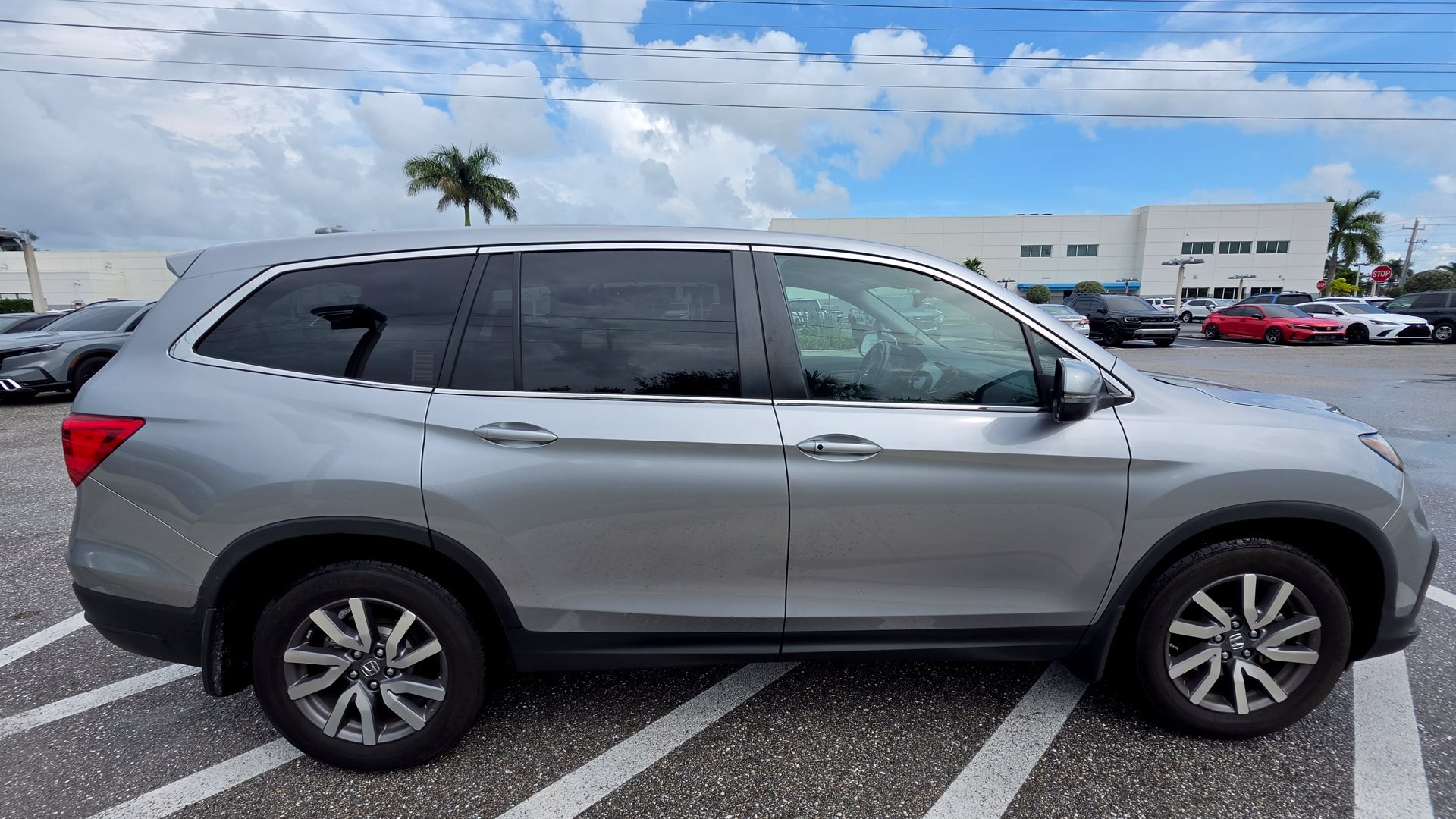 Used 2019 Honda Pilot EX-L image 4