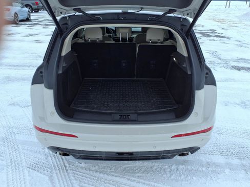 Used 2024 Lincoln Corsair Premiere w/ Equipment Group 101A image 7