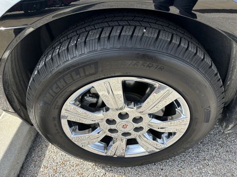 Used 2014 Cadillac SRX Luxury w/ Driver Awareness Package image 9