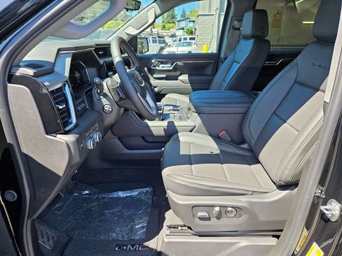New 2026 GMC Sierra 1500 Denali w/ Denali Reserve Package AWD/4WD image 16