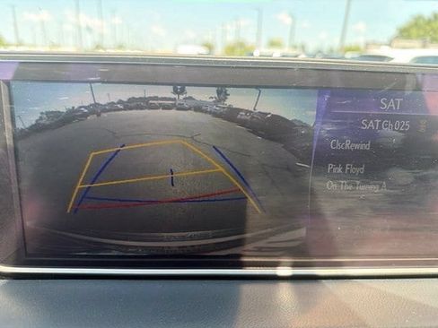 Used 2019 Lexus RX 350L AWD w/ Premium Package image 17