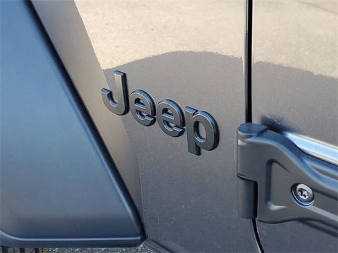 Used 2019 Jeep Wrangler Unlimited Sport S image 28