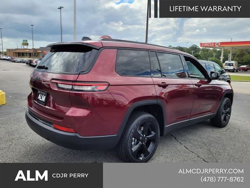 New 2025 Jeep Grand Cherokee L Altitude AWD/4WD image 14