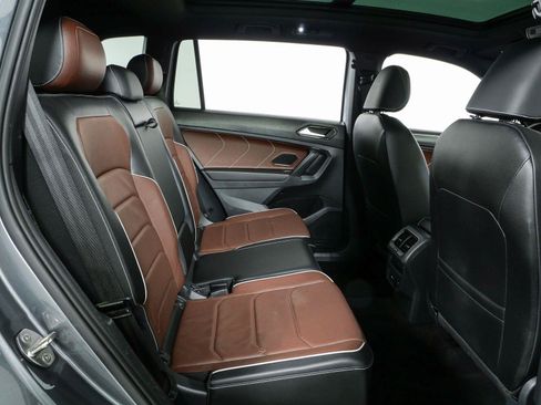 Used 2022 Volkswagen Tiguan SEL R-Line AWD/4WD image 23
