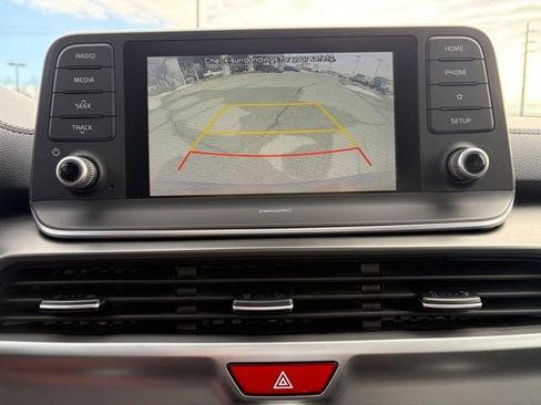 Used 2021 Kia Telluride S image 2