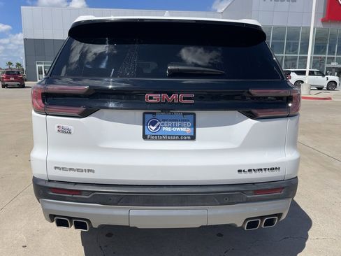 Used 2024 GMC Acadia Elevation w/ Luxury Package image 4